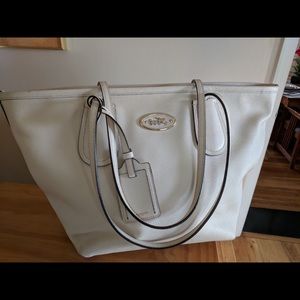 Coach Tote